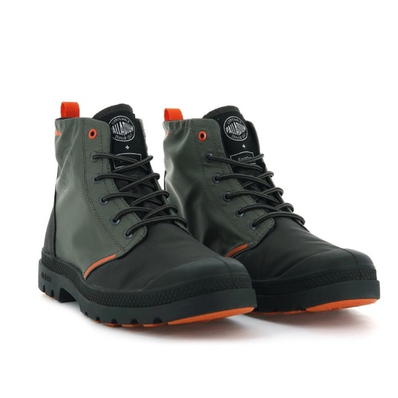 Palladium Water Resistant Boots - Picture 2 of 4